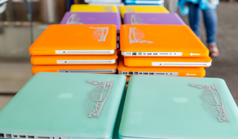 MAR-2016-Laptop-Donation-Prep-KAUST-Volunteers-110-e1512636058790-770x450