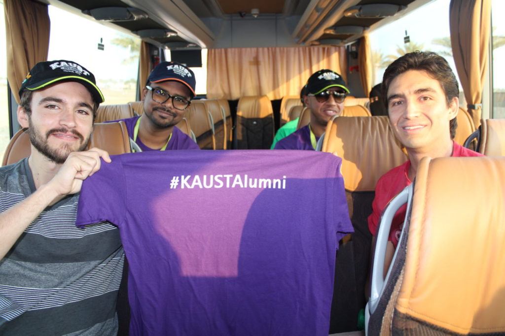 2016-Thuwal-Coastal-Cleaning-Thuwal-KAUST-Alumni-7-e1512626358644-1024x682